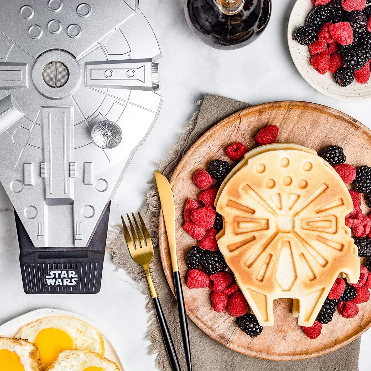 Deluxe Millennium Falcon Waffle Maker Standard
